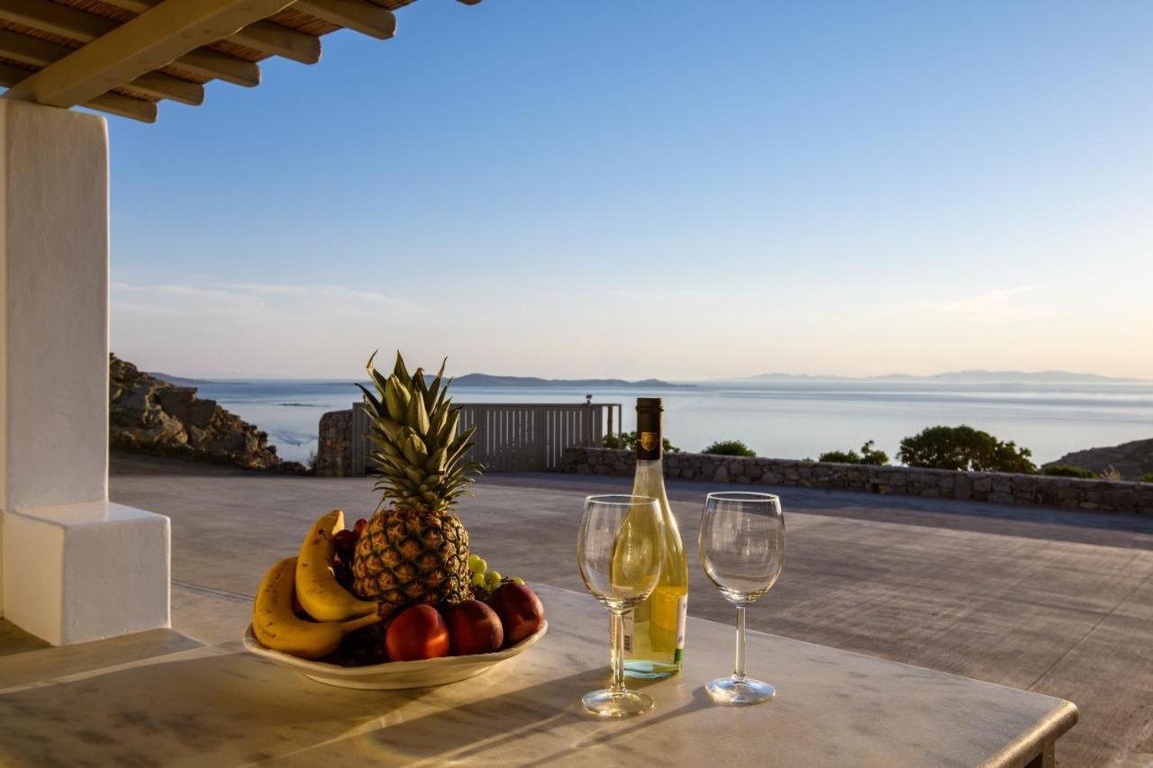 Quattro Venti Suites Mykonos Tourlos Exterior photo